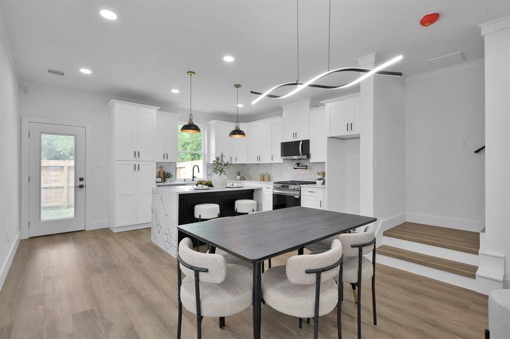 3334 Francis Street, #B, Houston, TX 77004 3334 Francis Street, #B, Houston, TX 77004
