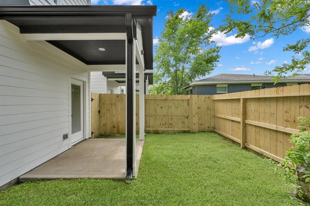 3334 Francis Street, #B, Houston, TX 77004 3334 Francis Street, #B, Houston, TX 77004