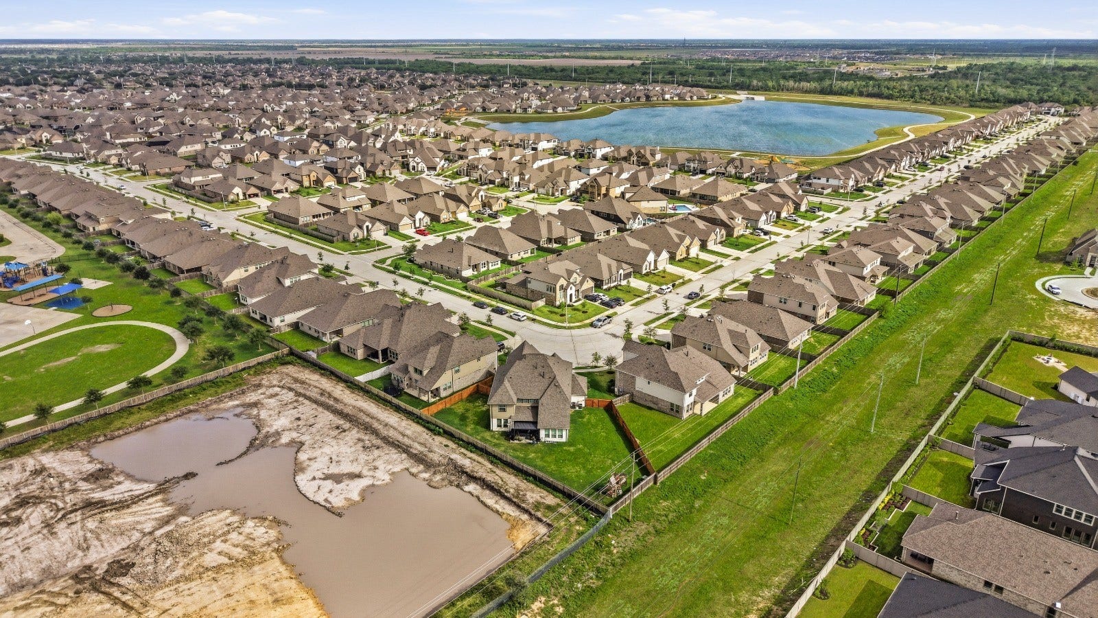 702 Hooks Trail, League City, TX 77573 702 Hooks Trail, League City, TX 77573