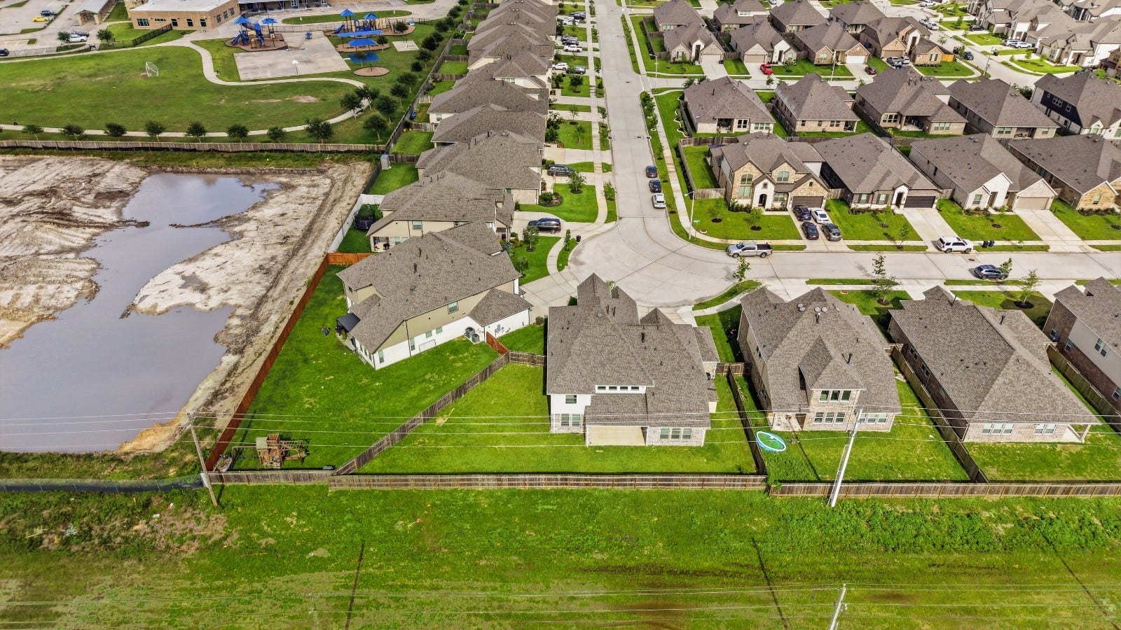 702 Hooks Trail, League City, TX 77573 702 Hooks Trail, League City, TX 77573