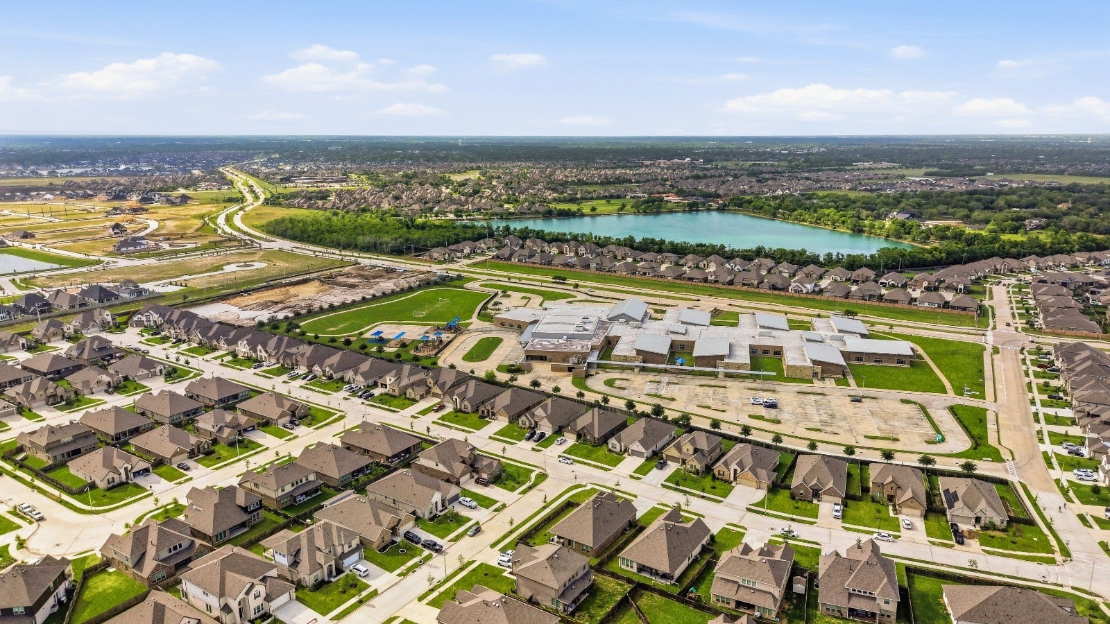 702 Hooks Trail, League City, TX 77573 702 Hooks Trail, League City, TX 77573