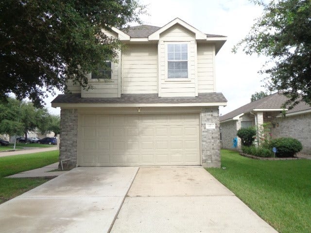 Property photo for 9503 Wyatt Oak Ln, Houston, TX