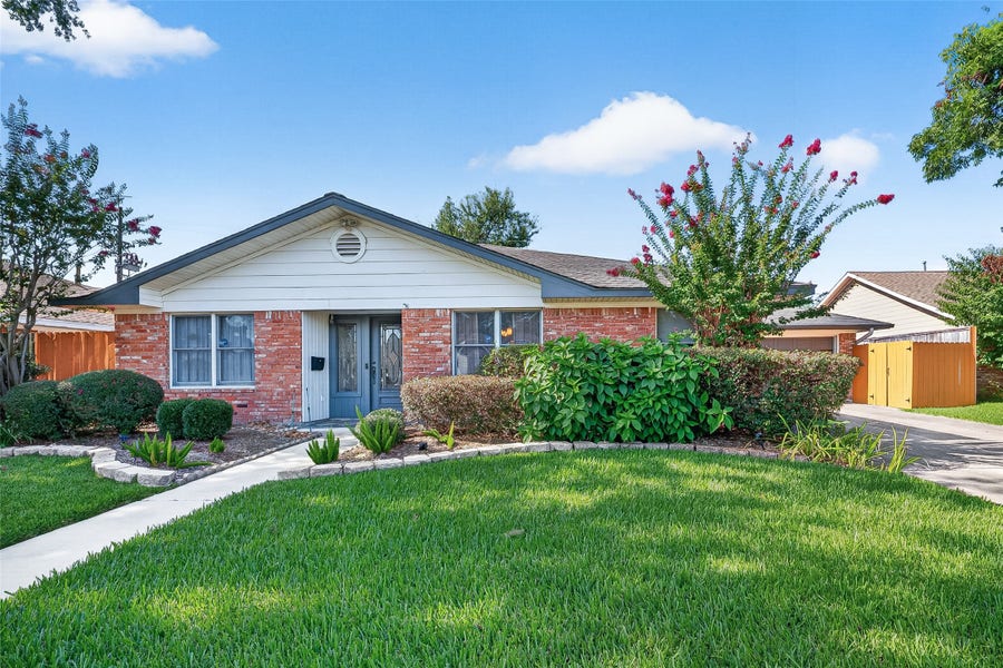Property photo for 2406 Tannehill Drive, Houston, TX