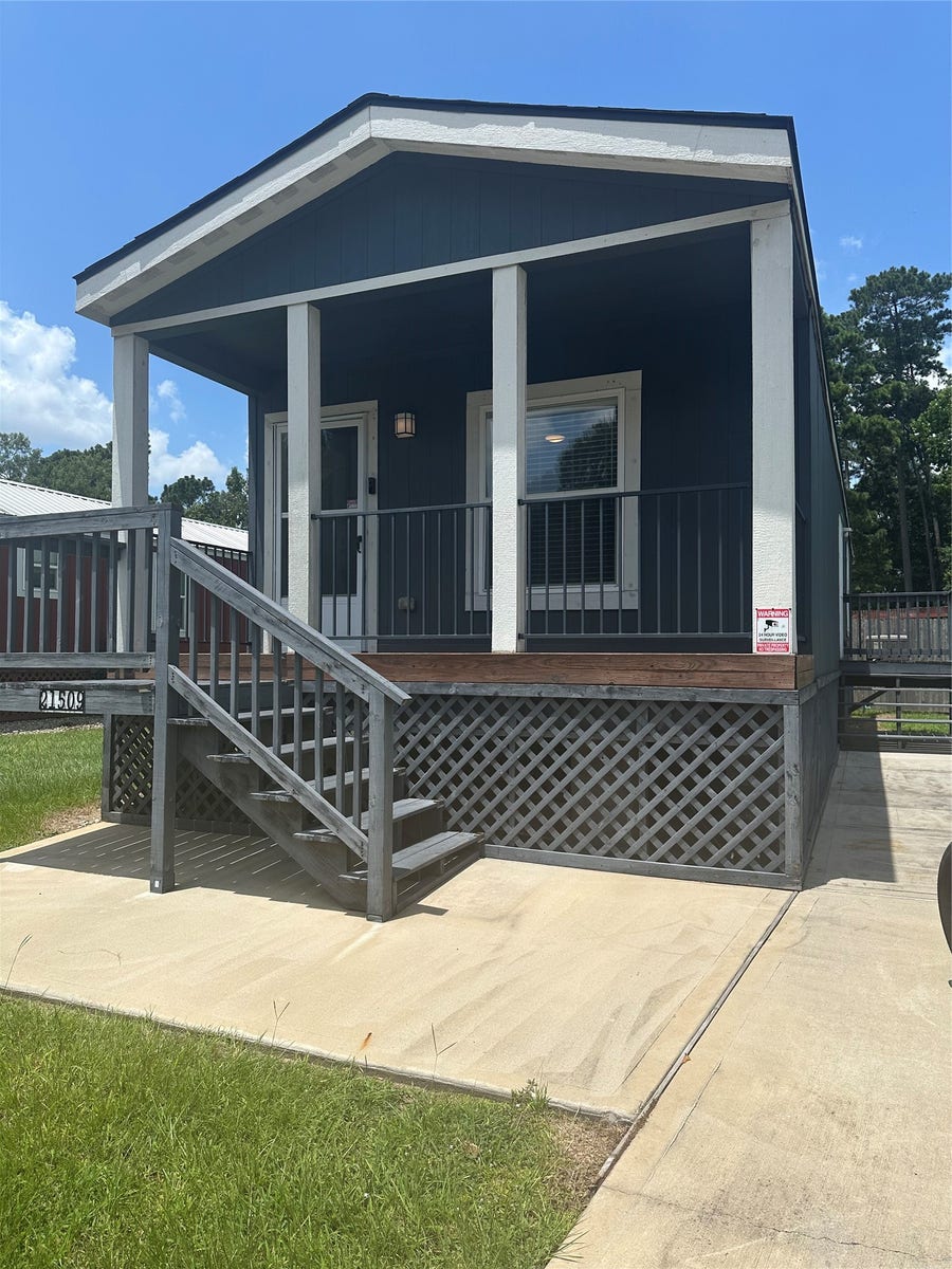 Property photo for 21509 W Hammond Drive, Porter, TX
