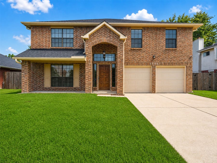 Property photo for 1506 Waterford Drive, Deer Park, TX