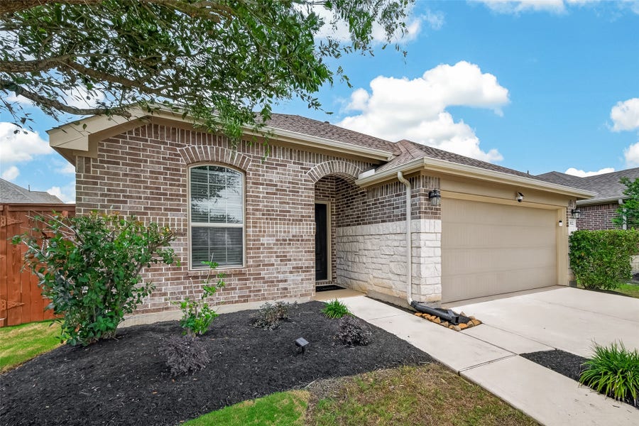 Property photo for 23122 Tindarey Falls Lane, Katy, TX