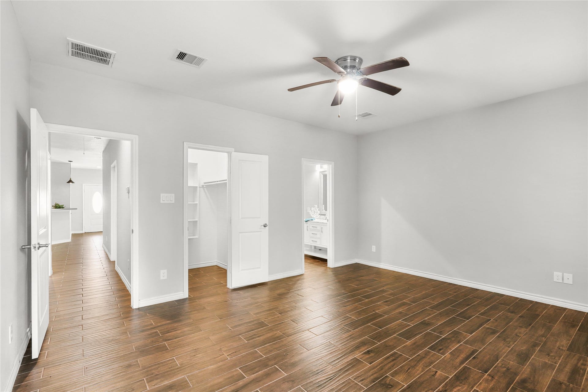 507 E Foley Street, Alvin, TX 77511 507 E Foley Street, Alvin, TX 77511