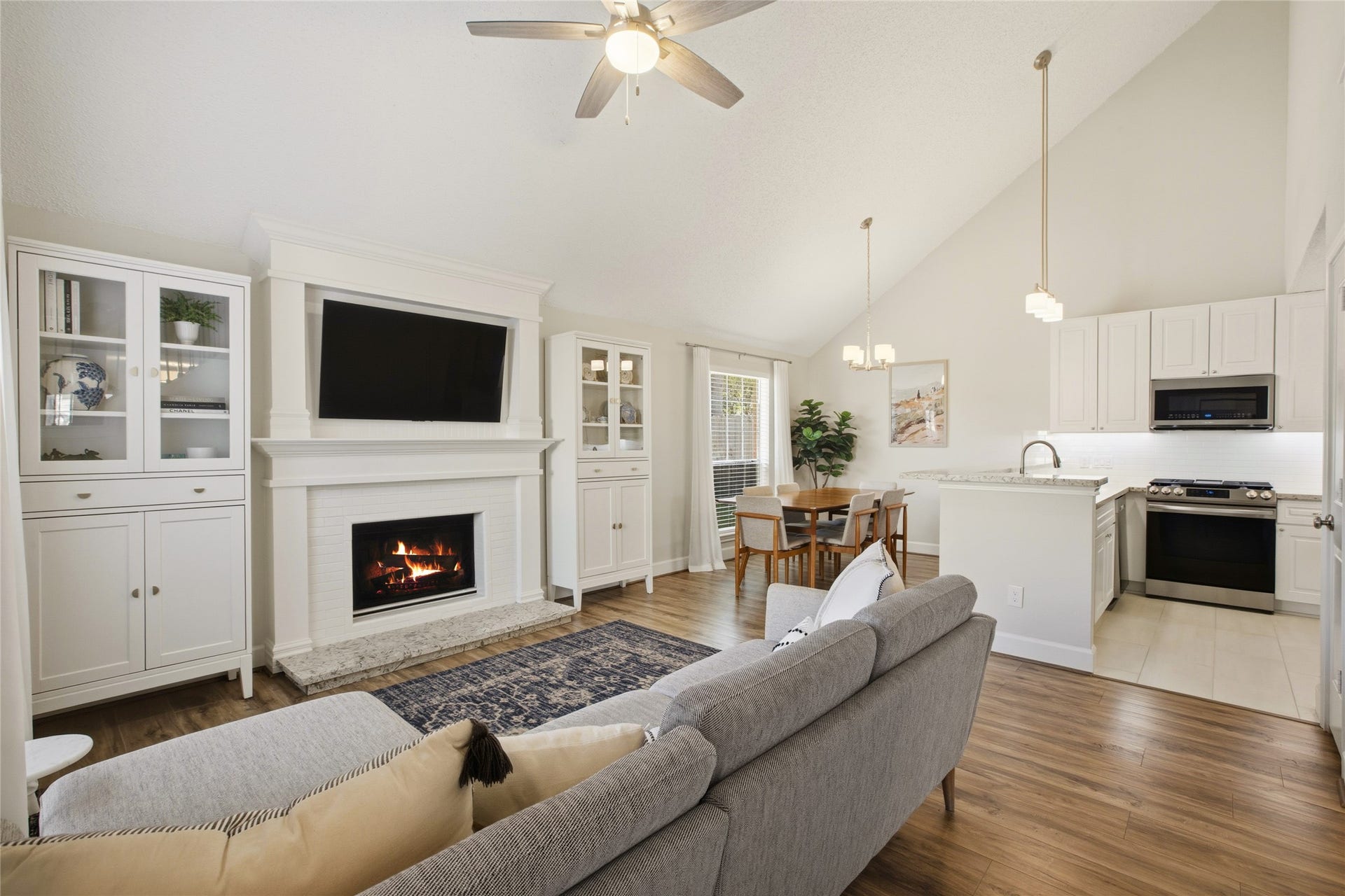 4422 Ranger Run, Sugar Land, TX 77479 4422 Ranger Run, Sugar Land, TX 77479