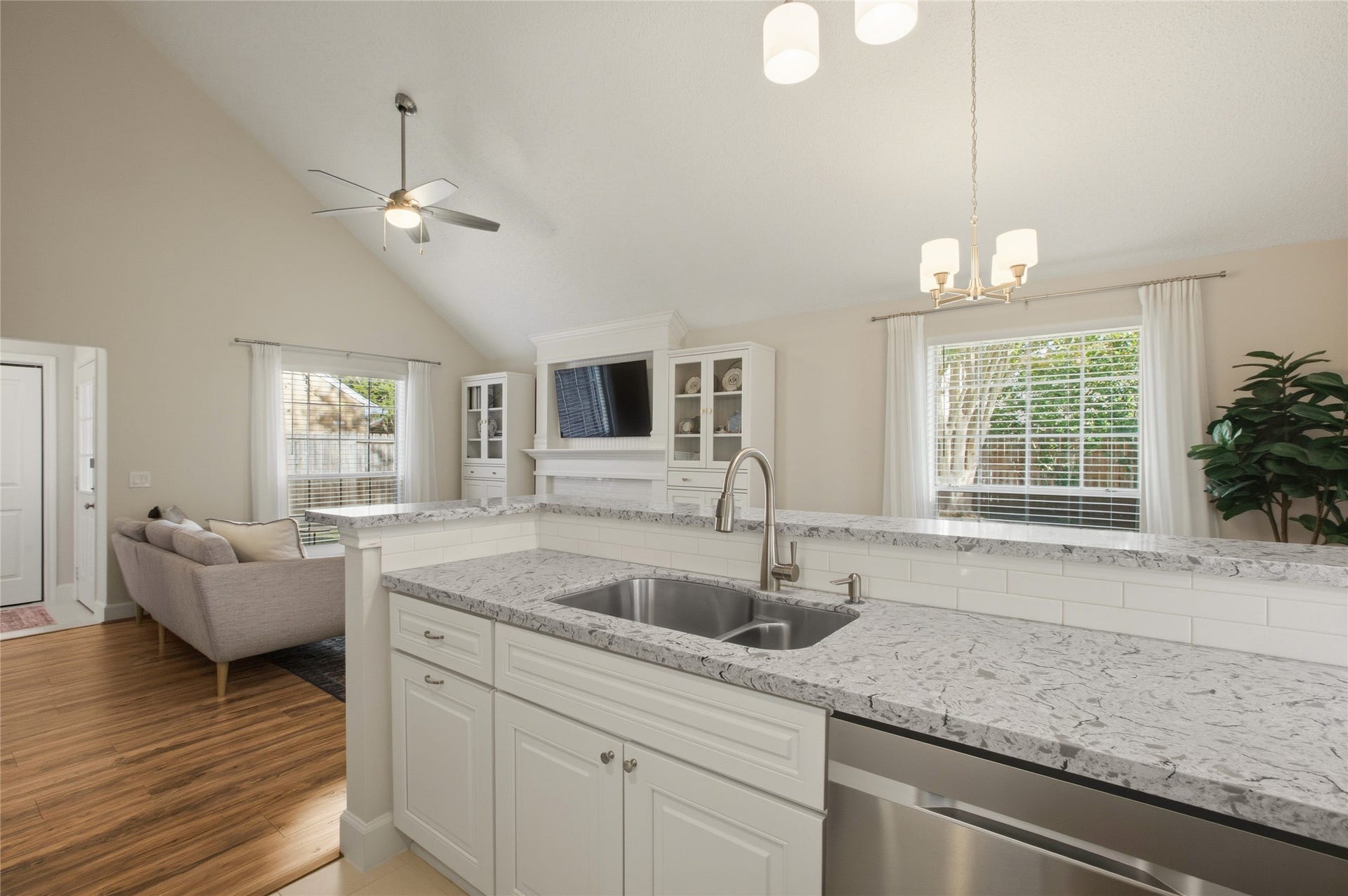 4422 Ranger Run, Sugar Land, TX 77479 4422 Ranger Run, Sugar Land, TX 77479