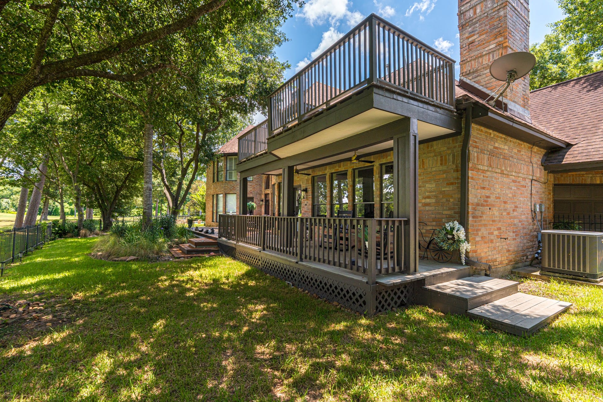 24710 Creekview Drive, Spring, TX 77389
