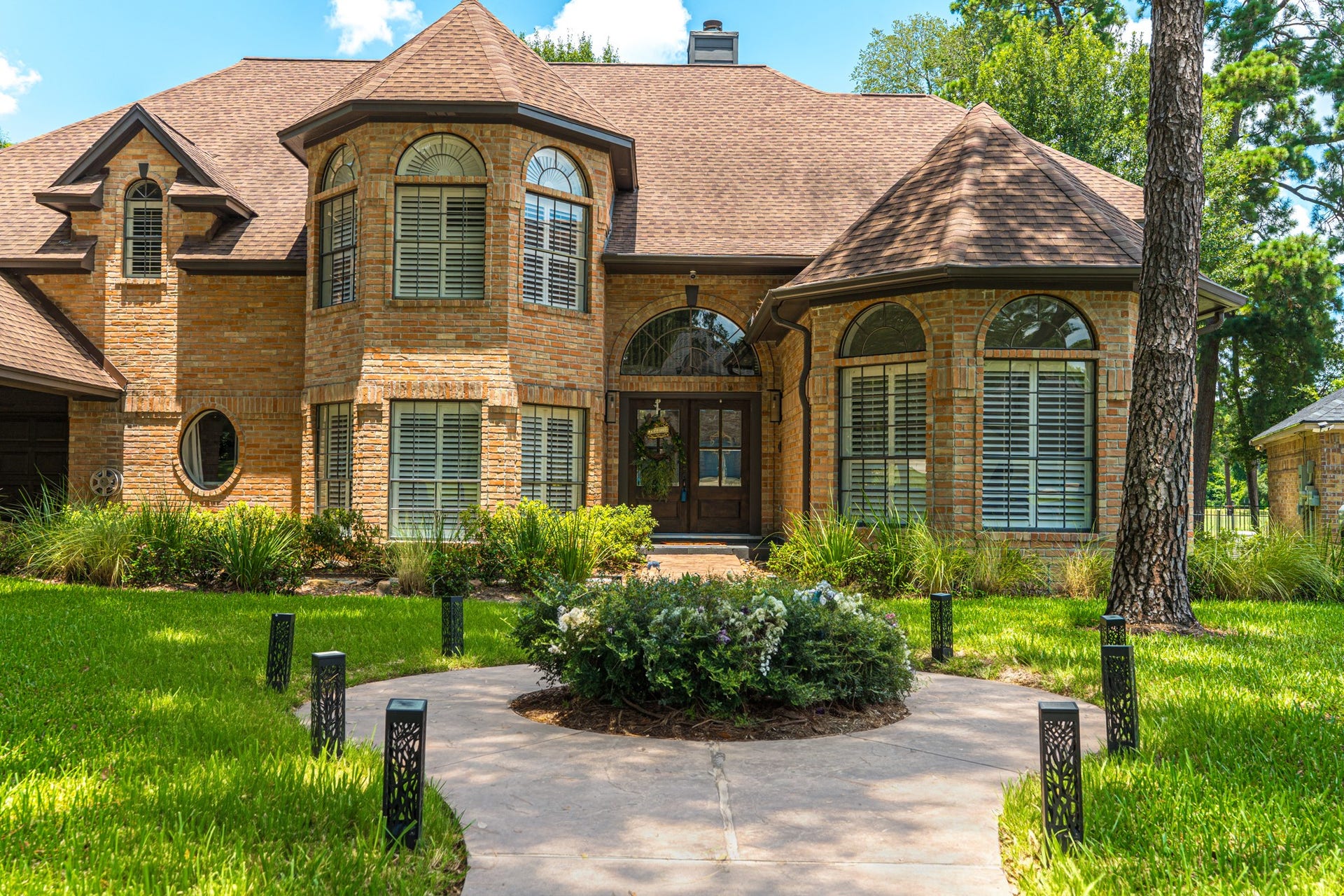 24710 Creekview Drive, Spring, TX 77389