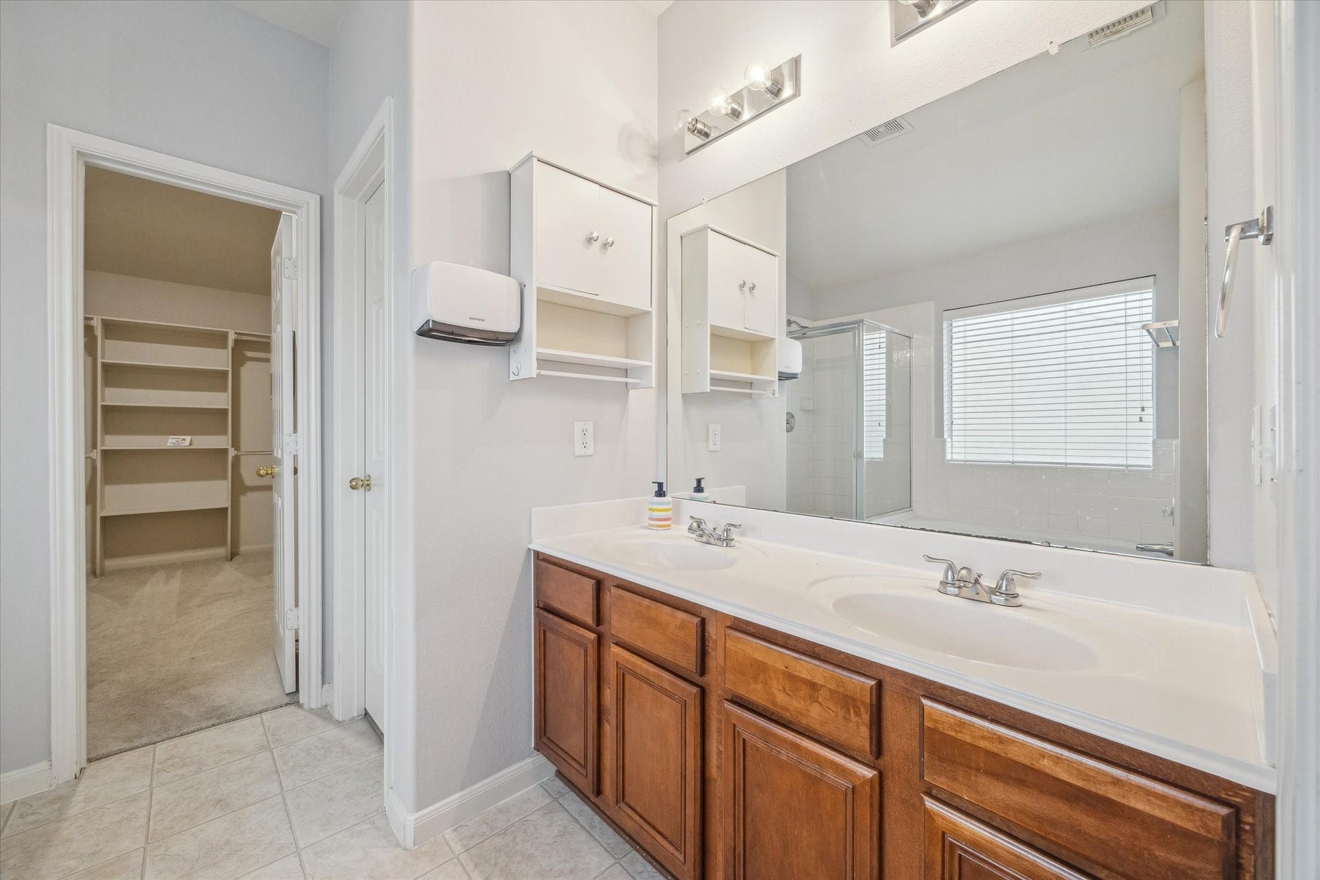 9842 Lynette Falls Drive, Houston, TX 77095 9842 Lynette Falls Drive, Houston, TX 77095
