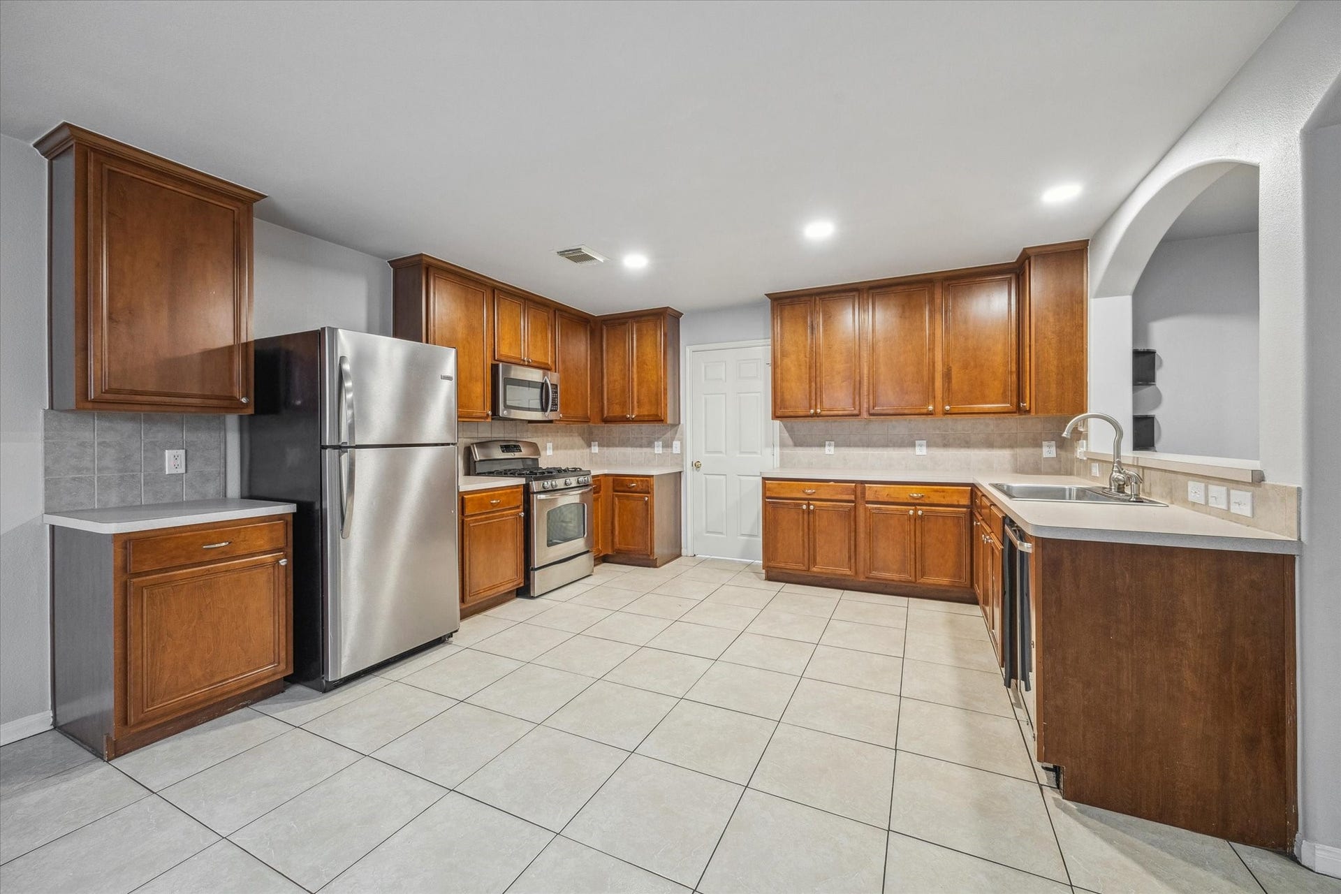 9842 Lynette Falls Drive, Houston, TX 77095 9842 Lynette Falls Drive, Houston, TX 77095