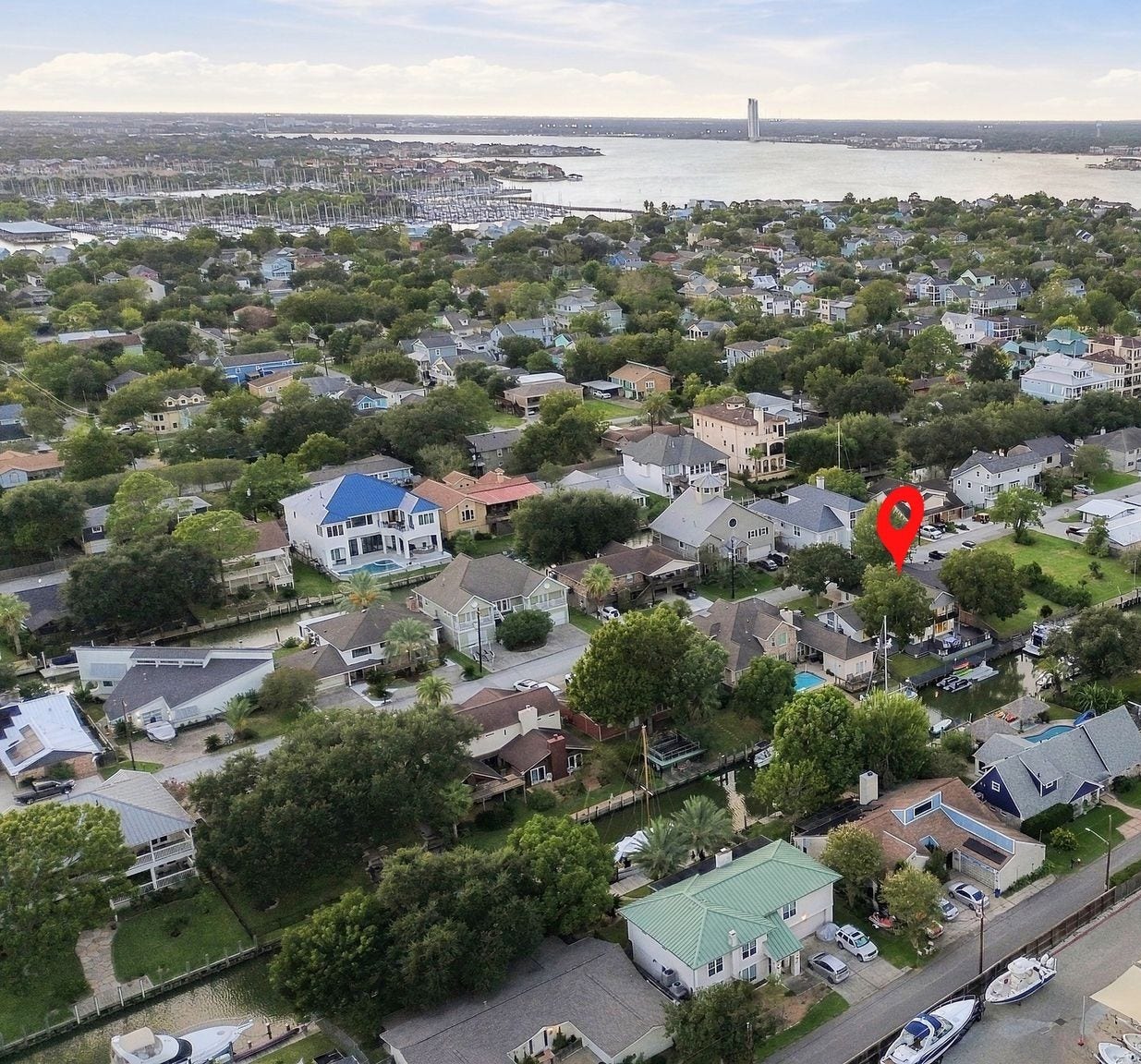 14 Harbor Lane, Kemah, TX 77565 14 Harbor Lane, Kemah, TX 77565