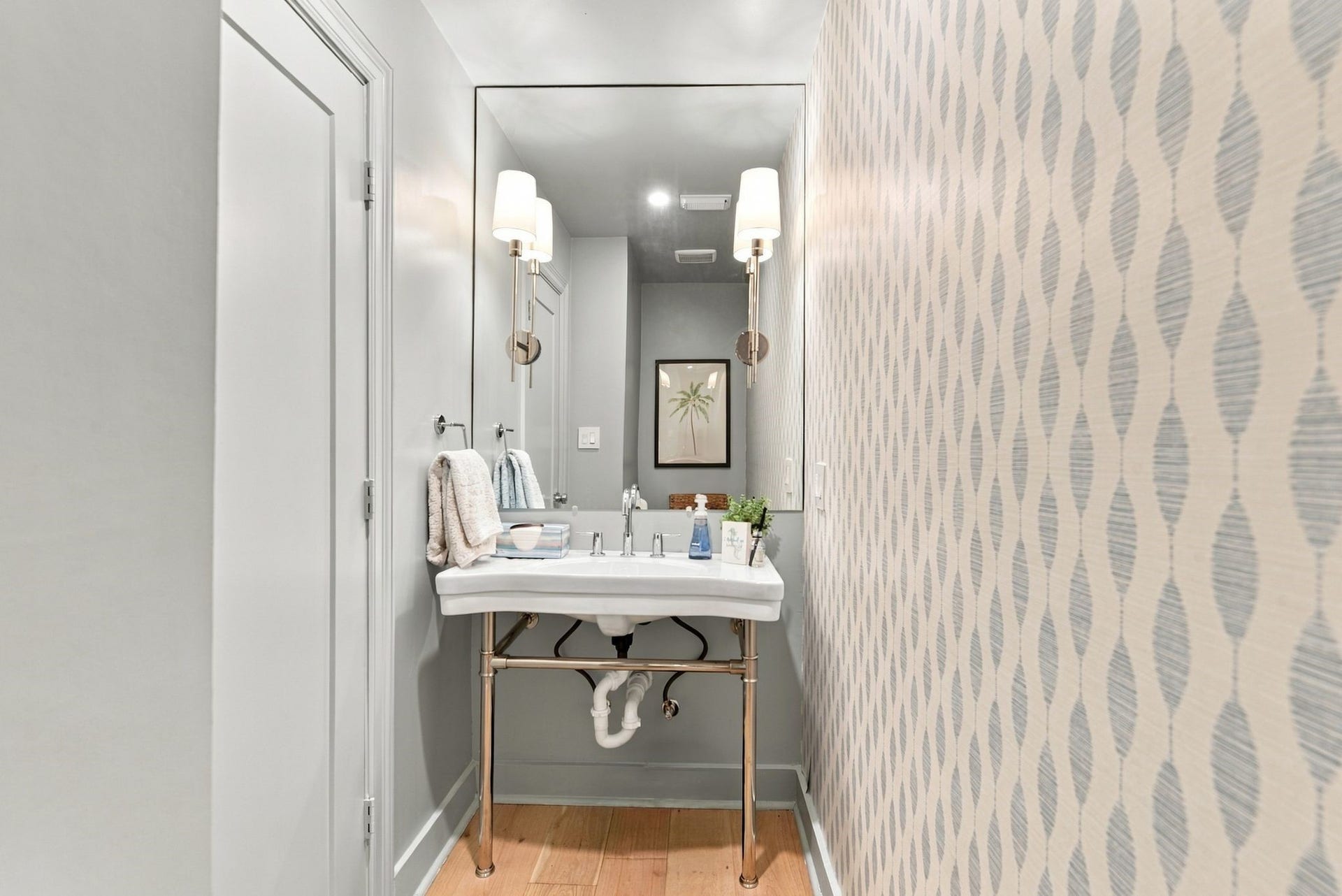 14 Harbor Lane, Kemah, TX 77565 The halfbath