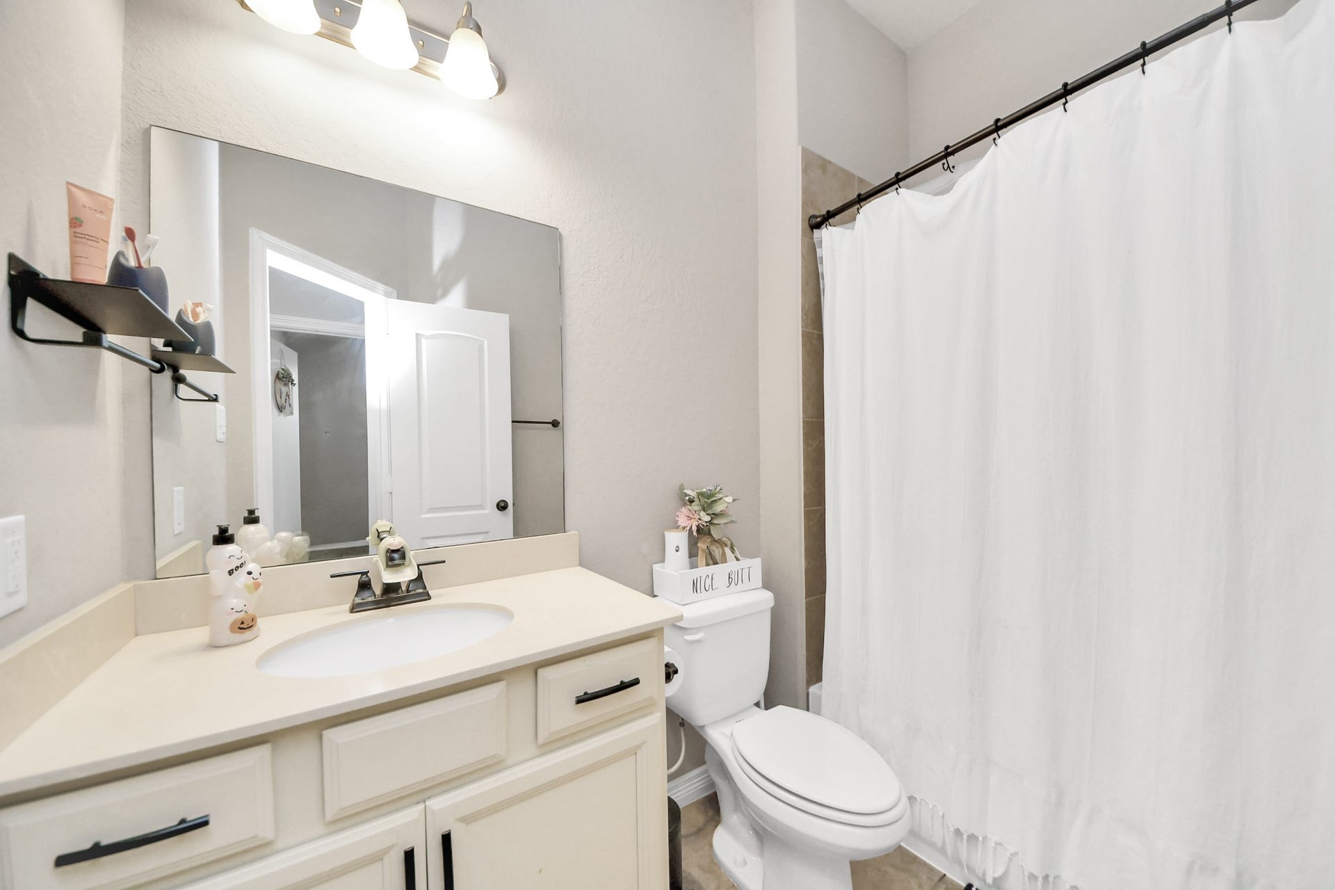 2939 Dawn Haven Lane, Pearland, TX 77584 2939 Dawn Haven Lane, Pearland, TX 77584
