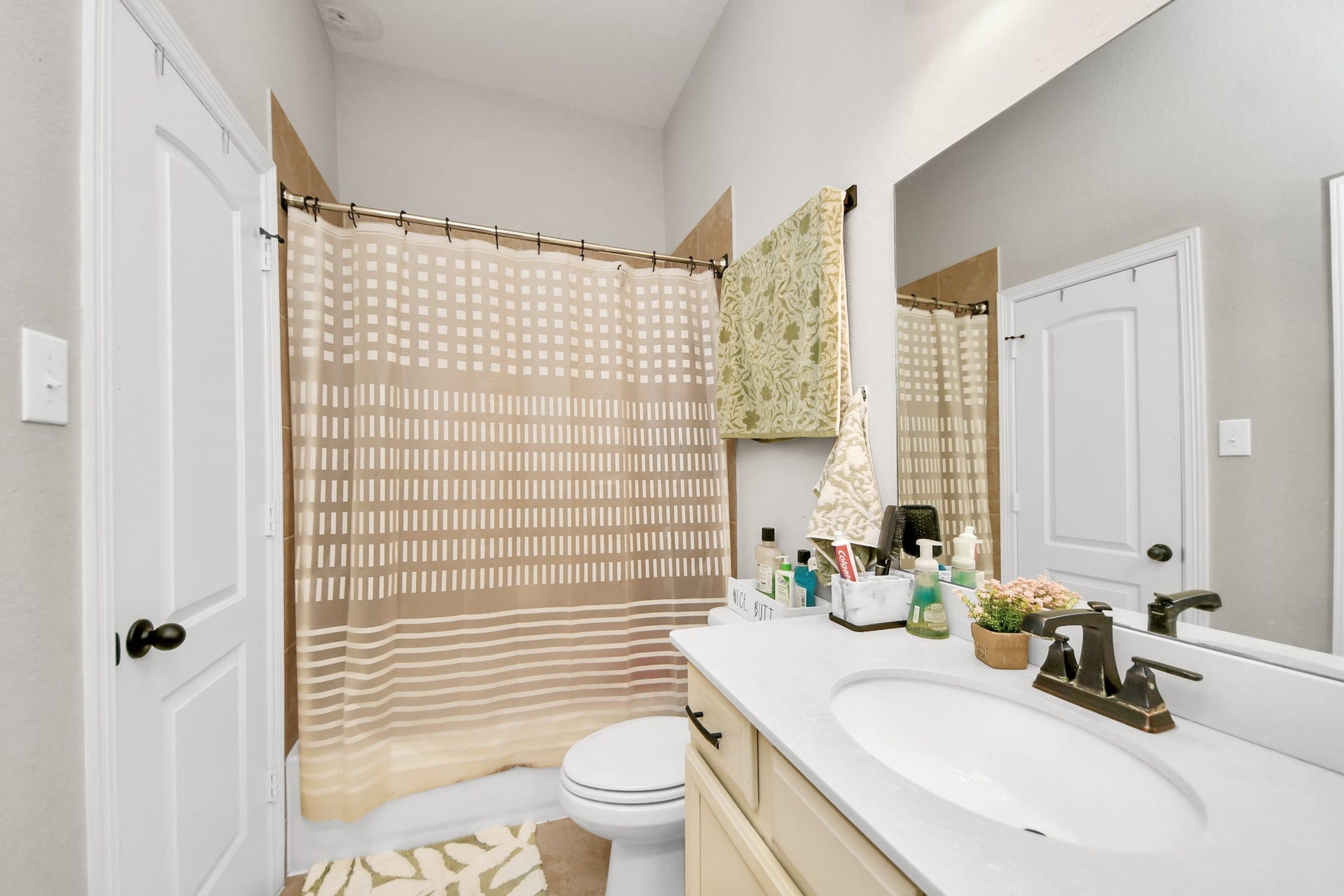 2939 Dawn Haven Lane, Pearland, TX 77584 2939 Dawn Haven Lane, Pearland, TX 77584
