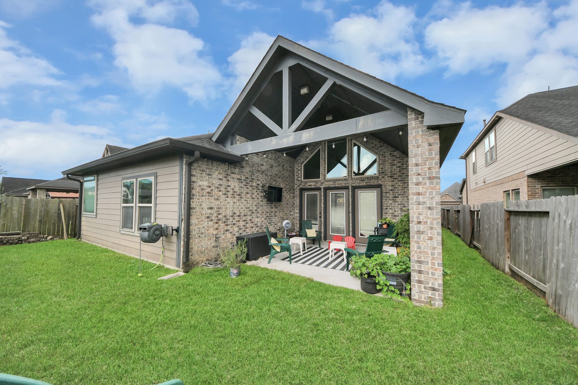 2939 Dawn Haven Lane, Pearland, TX 77584 2939 Dawn Haven Lane, Pearland, TX 77584