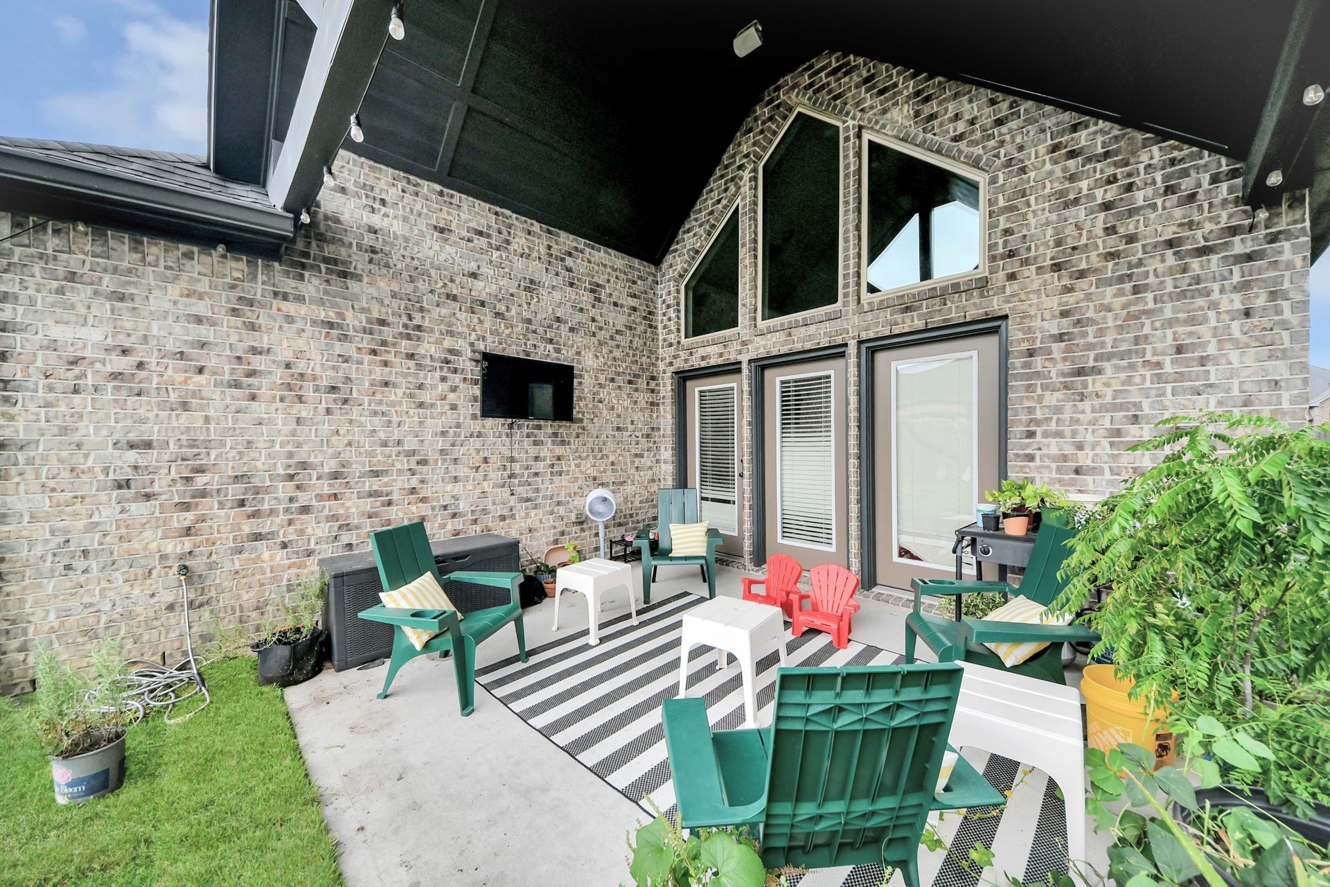 2939 Dawn Haven Lane, Pearland, TX 77584 2939 Dawn Haven Lane, Pearland, TX 77584