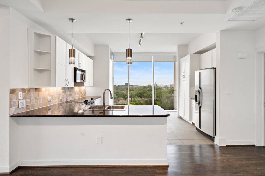 Property photo for 3333 Allen Parkway, #801, Houston, TX