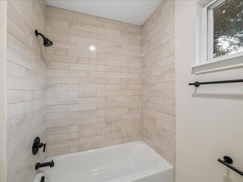 2807 Triway Lane, Houston, TX 77043 2807 Triway Lane, Houston, TX 77043