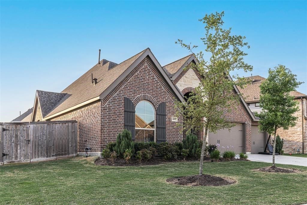 24911 Mountclair Hollow Lane, Tomball, TX 77375