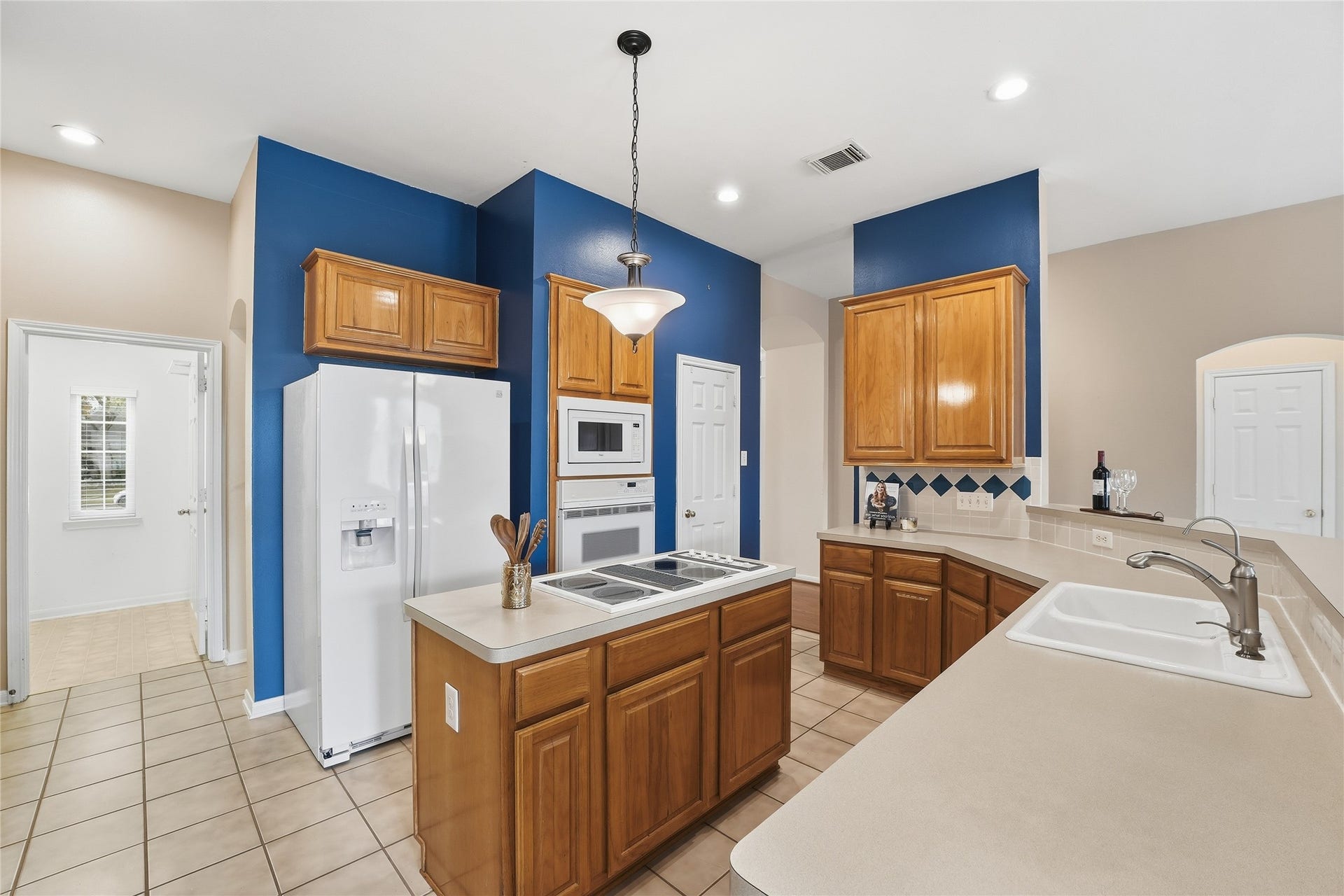 8027 Summer Brook Court, Sugar Land, TX 77479 From this angle you can see the rest of the kitchen and Pantry #2