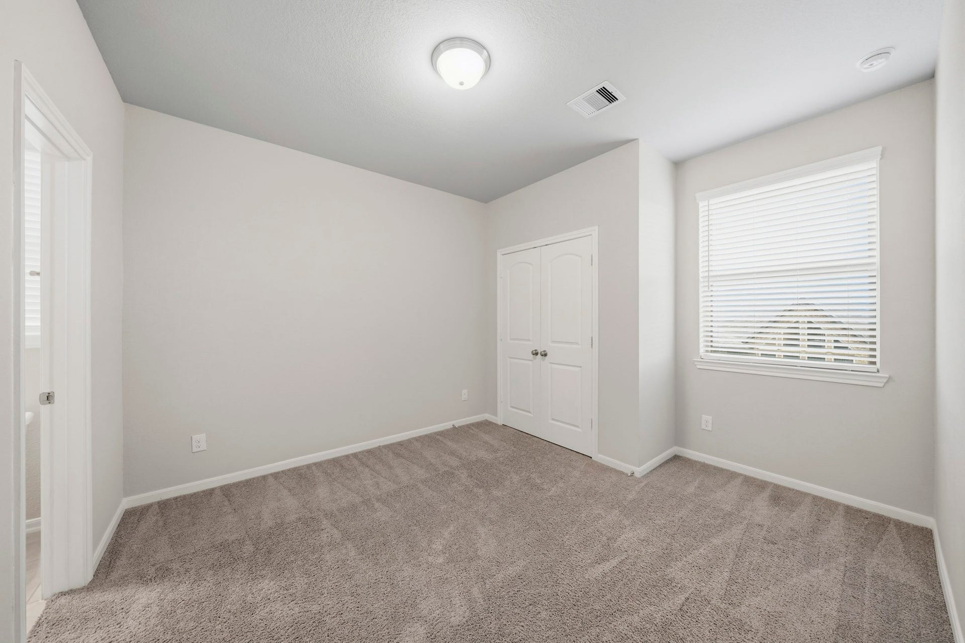 8734 Laurel Crest Drive, Missouri City, TX 77459 8734 Laurel Crest Drive, Missouri City, TX 77459