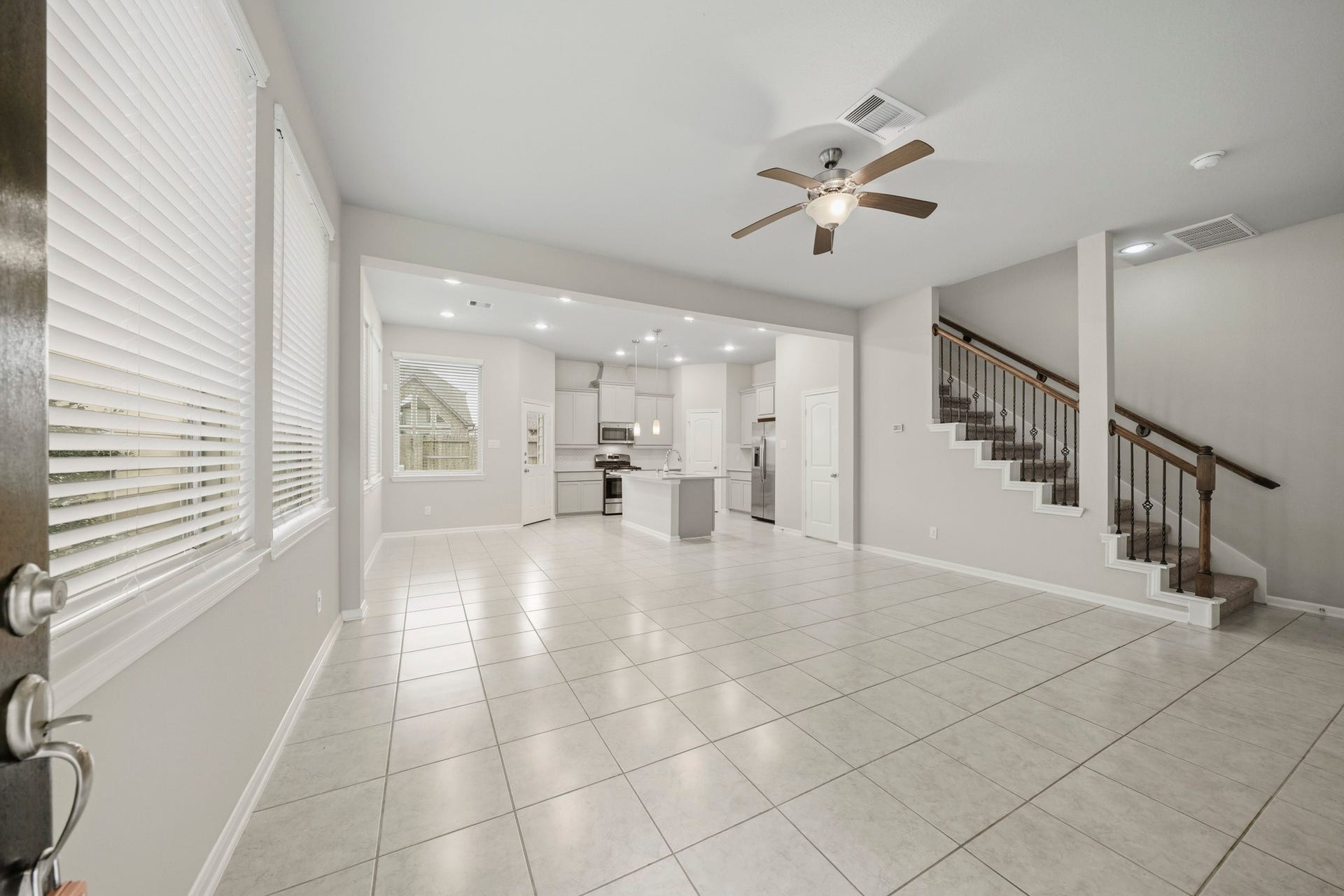 8734 Laurel Crest Drive, Missouri City, TX 77459 8734 Laurel Crest Drive, Missouri City, TX 77459