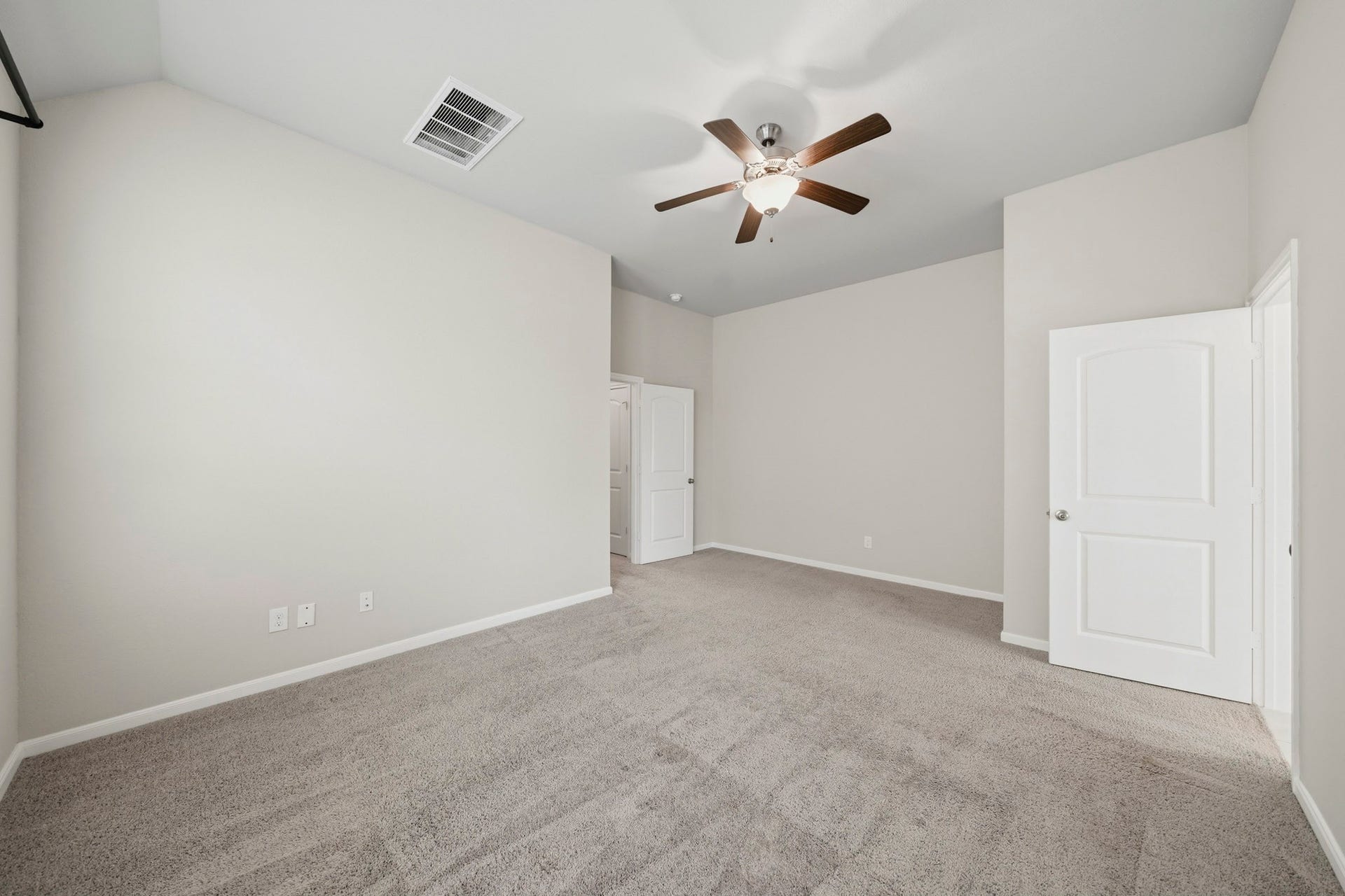 8734 Laurel Crest Drive, Missouri City, TX 77459 8734 Laurel Crest Drive, Missouri City, TX 77459