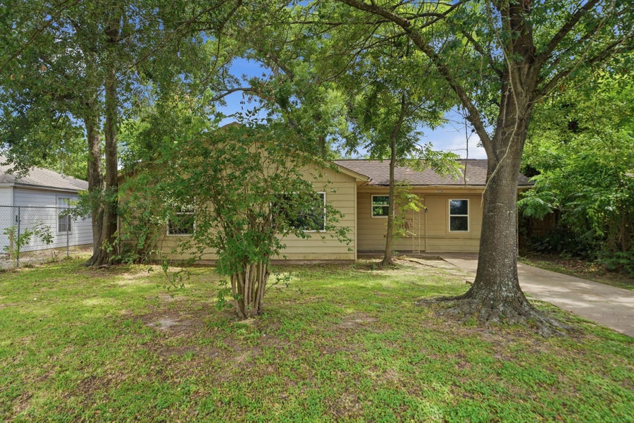 Property photo for 7538 Bywood Street, Houston, TX