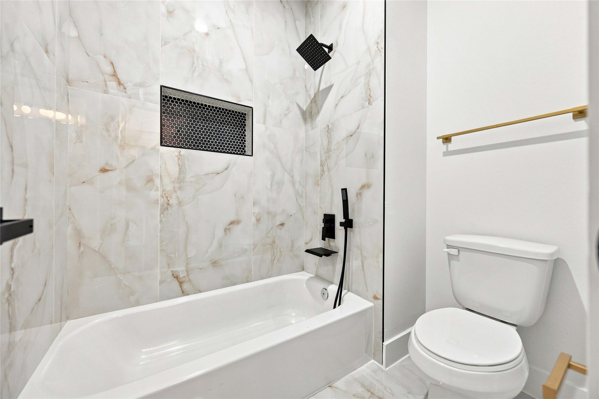 5416 Sonora Street, #A-B, Houston, TX 77020 5416 Sonora Street, #A-B, Houston, TX 77020