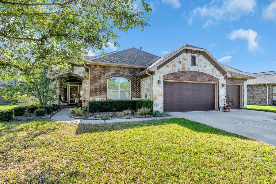 Property photo for 18718 W Windhaven Terrace Trail, Cypress, TX