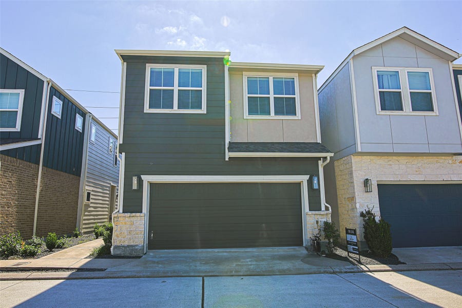Property photo for 10005 Brickhouse Drive, Houston, TX