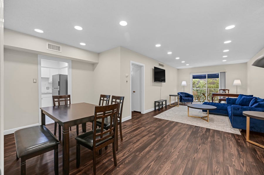 Property photo for 2601 Bellefontaine Street, #B318, Houston, TX