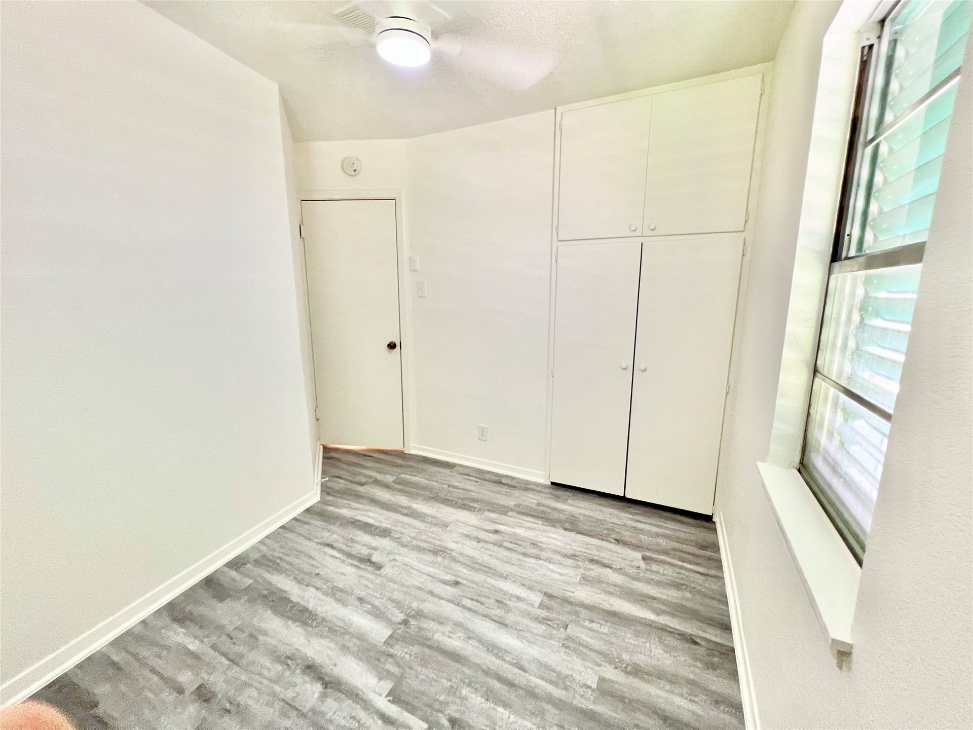 11815 15th Street, Santa Fe, TX 77510 Bedroom 3 or perfect for a home office or nursery!