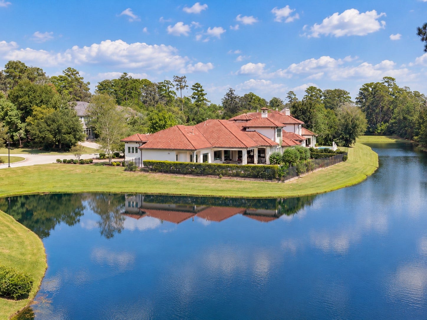 46 Lamerie Way, The Woodlands, TX 77382 Serene location, no neighbors to the right or back of the home!