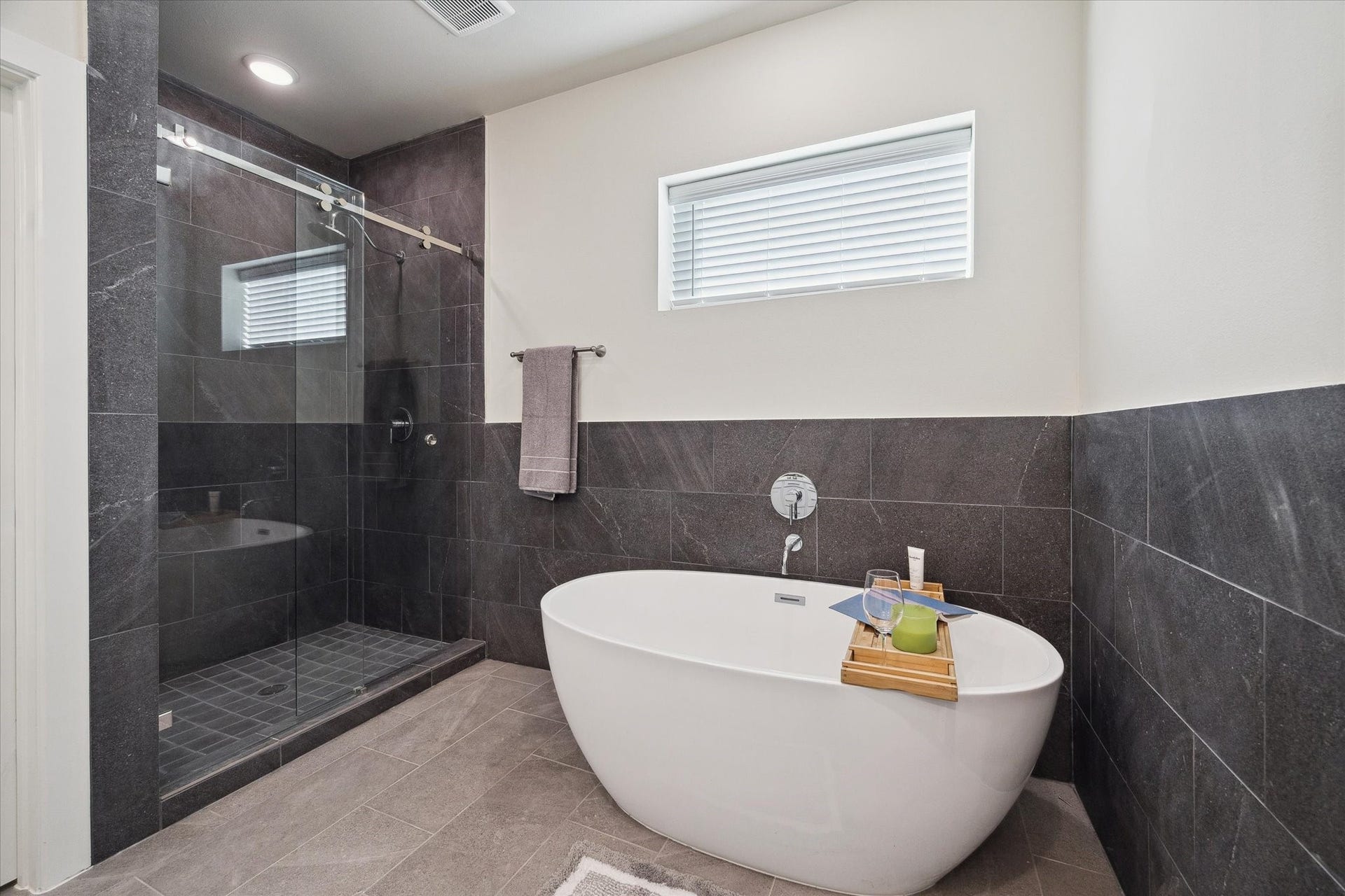 3083 Hicks Street, Houston, TX 77007 Representative photo showing the communitys model home primary bathroom. Layout and selections may vary.