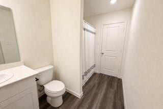 718 Amesbury Road, Conroe, TX 77316 718 Amesbury Road, Conroe, TX 77316