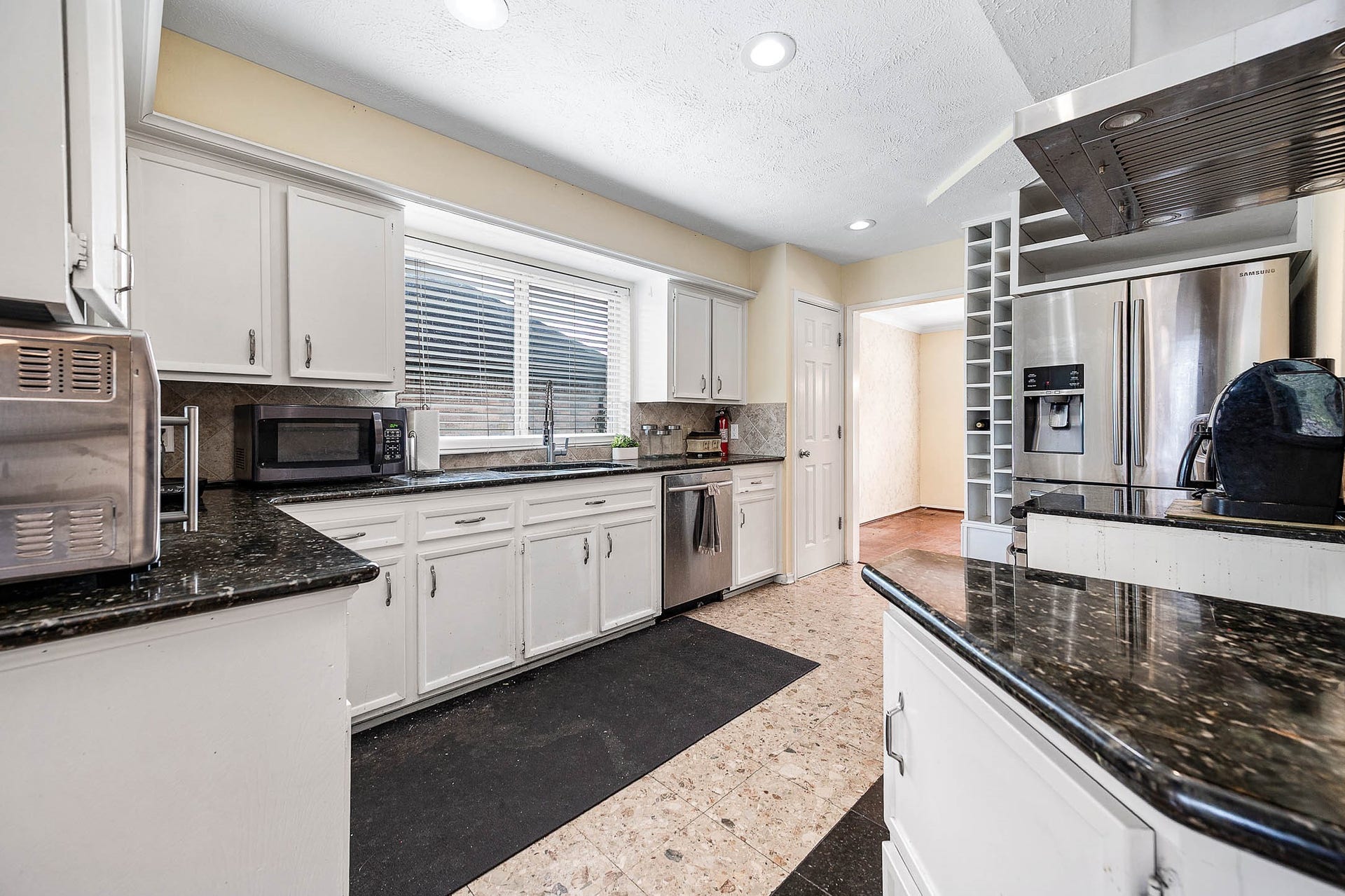 2703 Planters Street, Sugar Land, TX 77479 2703 Planters Street, Sugar Land, TX 77479