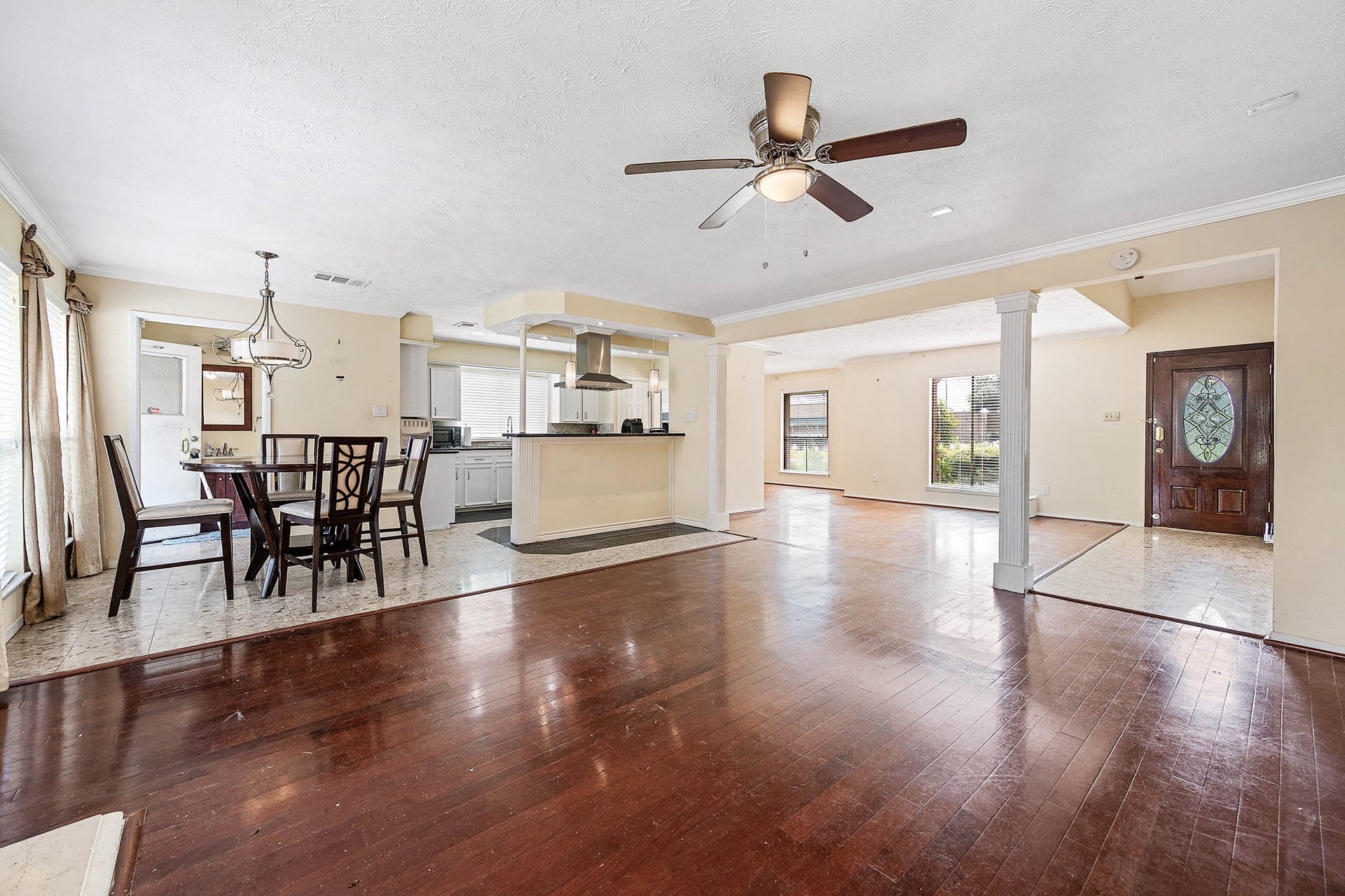 2703 Planters Street, Sugar Land, TX 77479 2703 Planters Street, Sugar Land, TX 77479