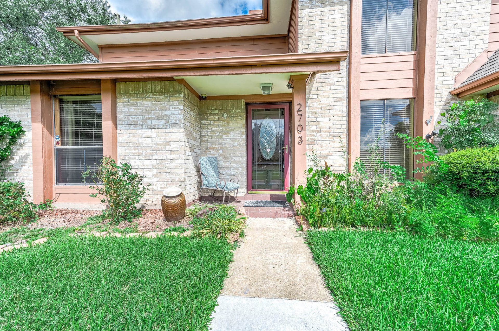 2703 Planters Street, Sugar Land, TX 77479 2703 Planters Street, Sugar Land, TX 77479