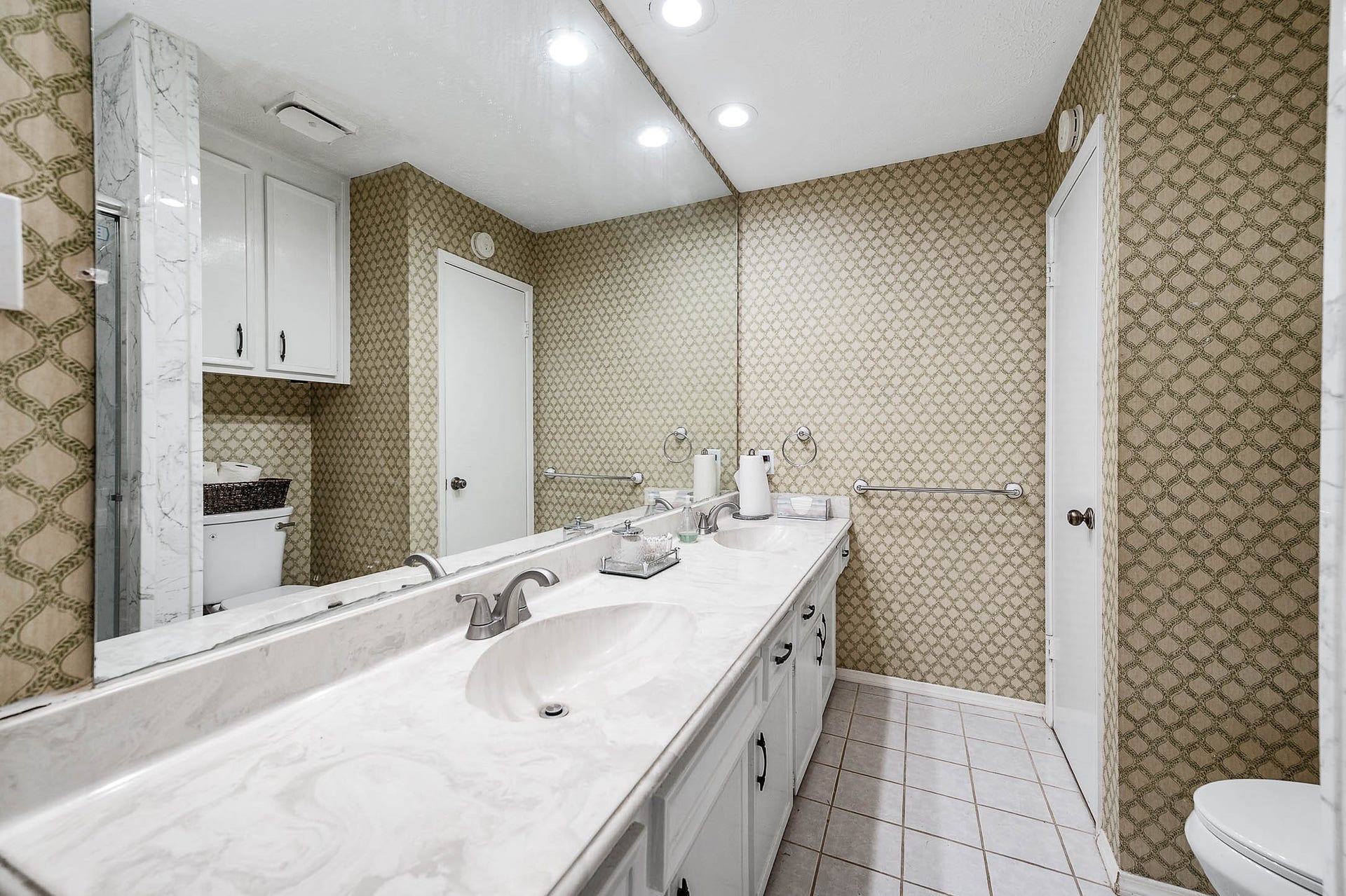 2703 Planters Street, Sugar Land, TX 77479 2703 Planters Street, Sugar Land, TX 77479