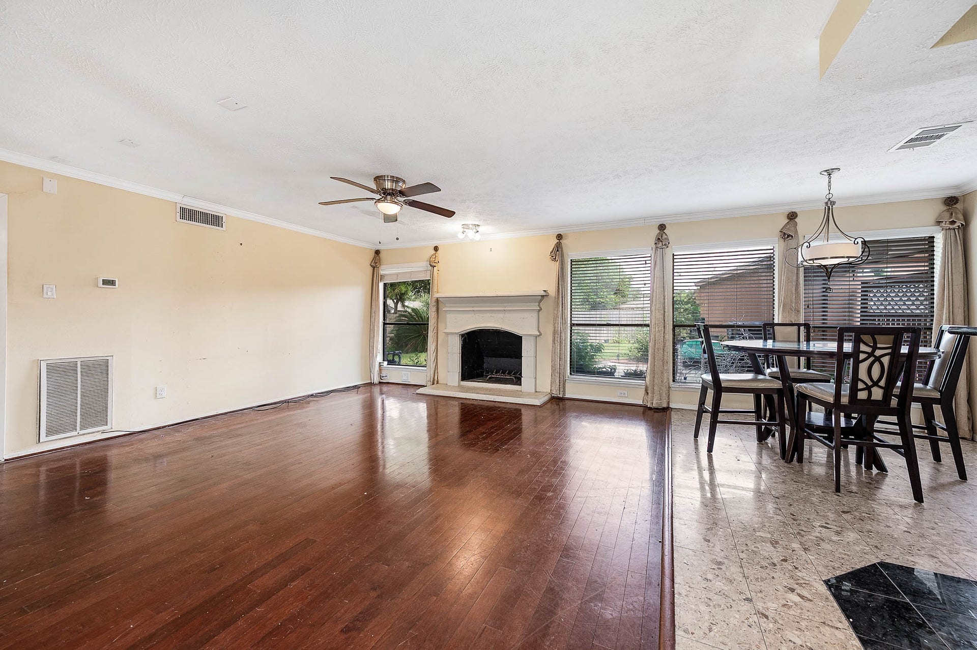 2703 Planters Street, Sugar Land, TX 77479 2703 Planters Street, Sugar Land, TX 77479