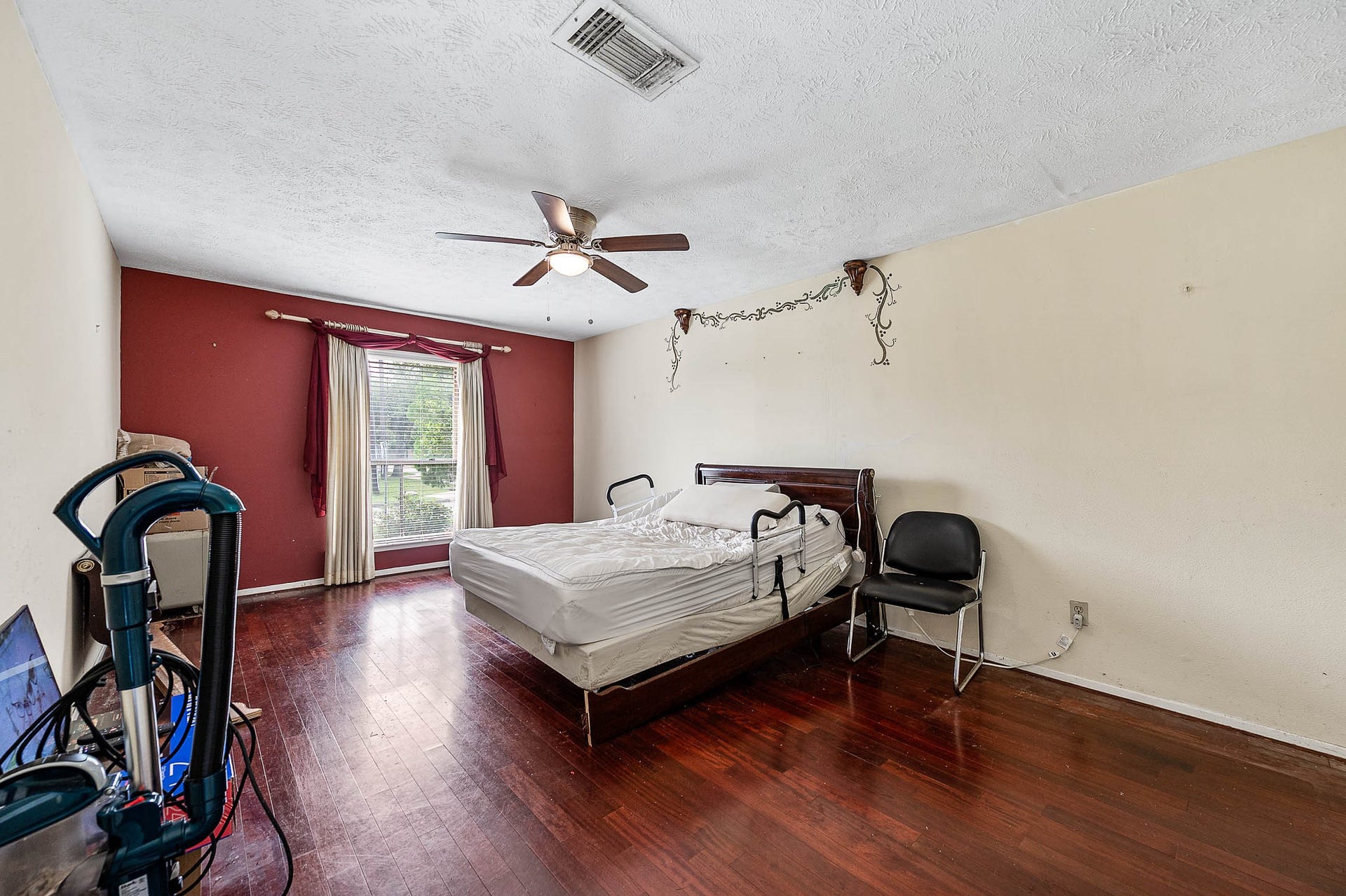 2703 Planters Street, Sugar Land, TX 77479 2703 Planters Street, Sugar Land, TX 77479