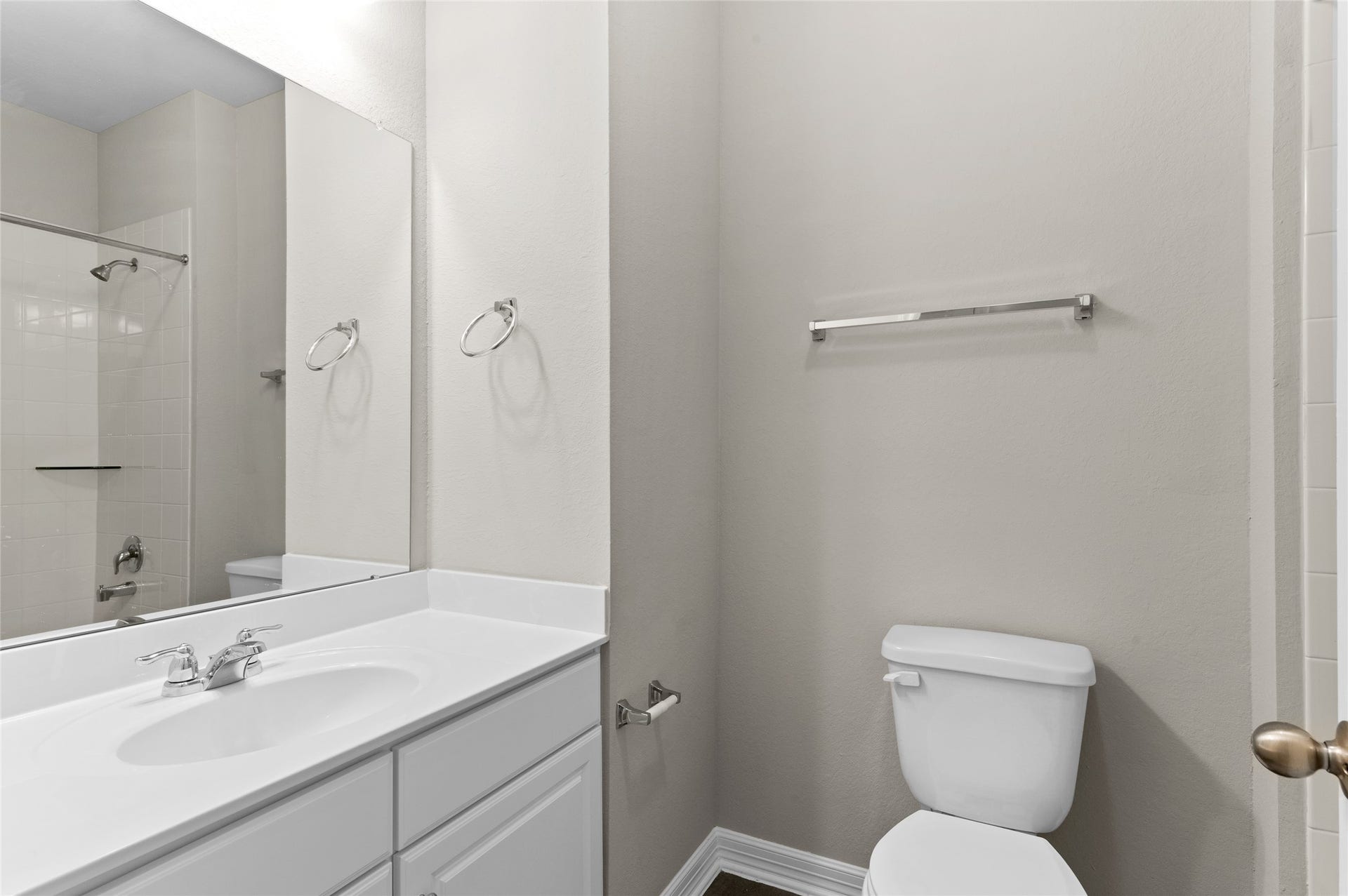 9511 Towne Lake Parkway, Cypress, TX 77433 9511 Towne Lake Parkway, Cypress, TX 77433