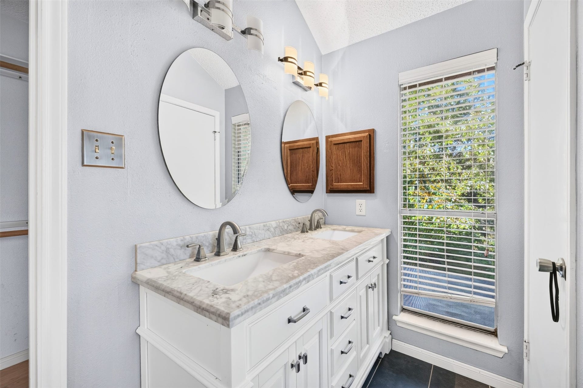 2906 Pioneer Pass, Sugar Land, TX 77479 2906 Pioneer Pass, Sugar Land, TX 77479