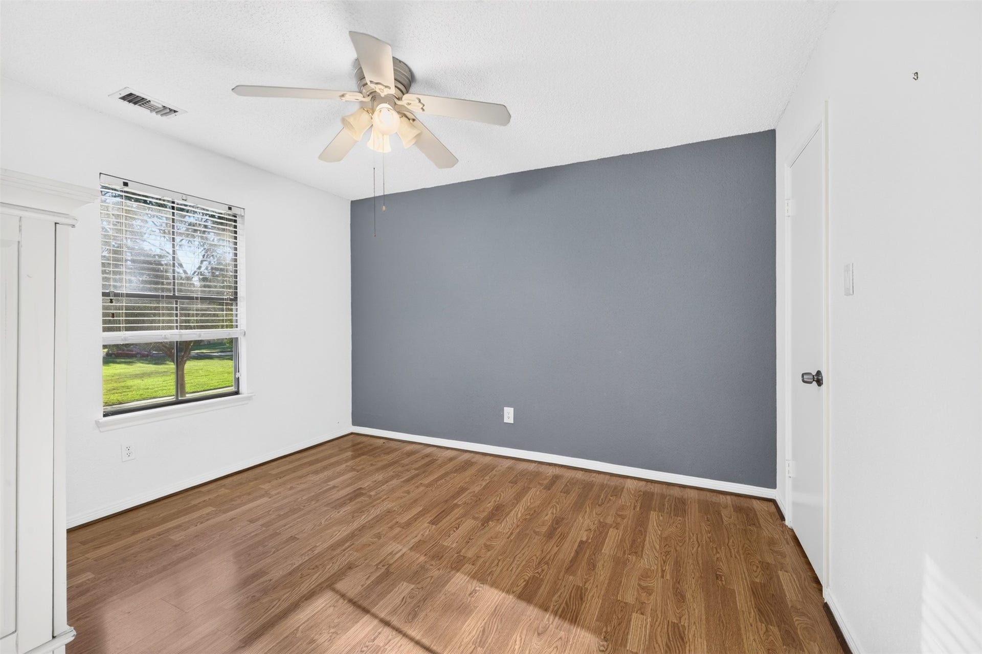 2906 Pioneer Pass, Sugar Land, TX 77479 2906 Pioneer Pass, Sugar Land, TX 77479
