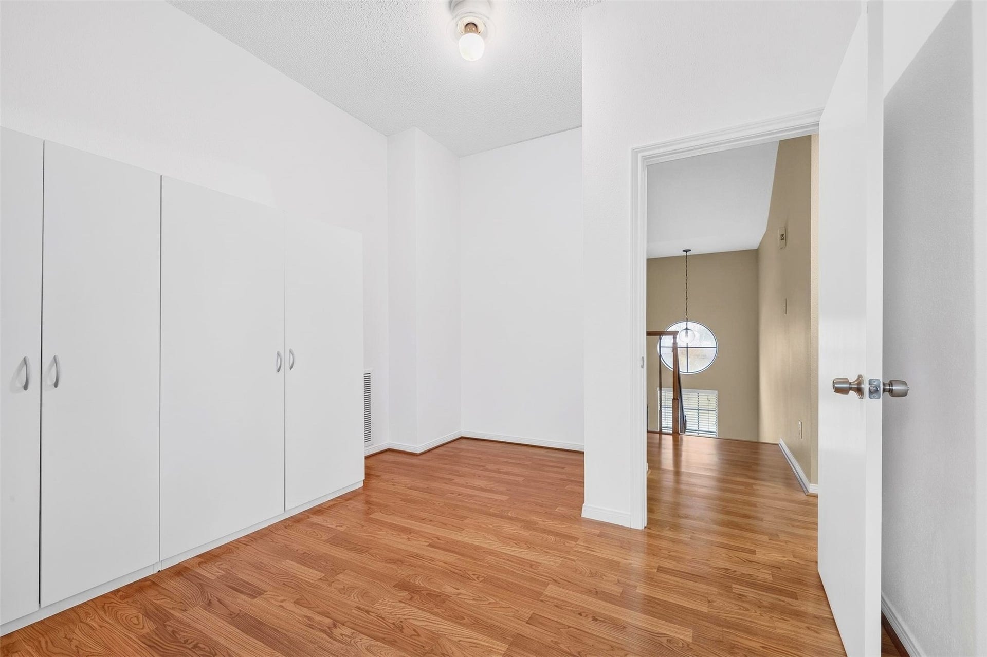 2906 Pioneer Pass, Sugar Land, TX 77479 2906 Pioneer Pass, Sugar Land, TX 77479
