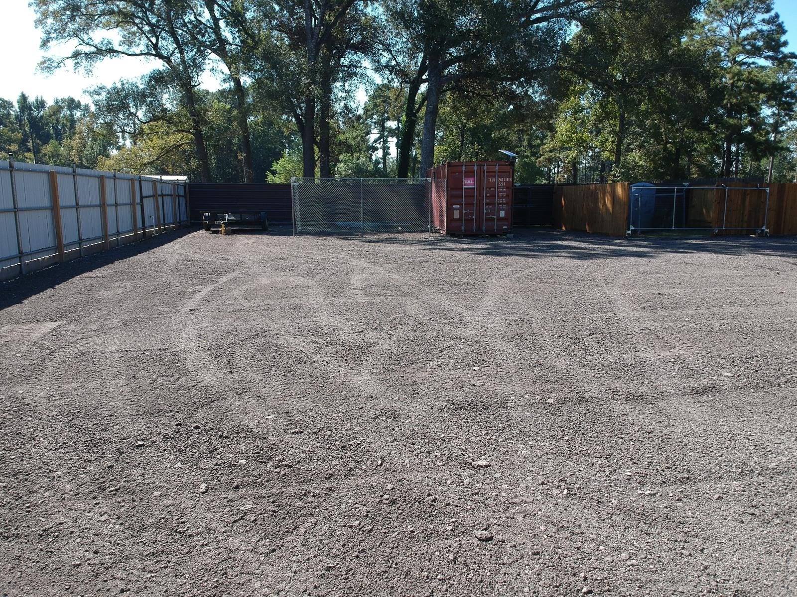 11862 Padok Road, Houston, TX 77044 Ample space for parking or building new
